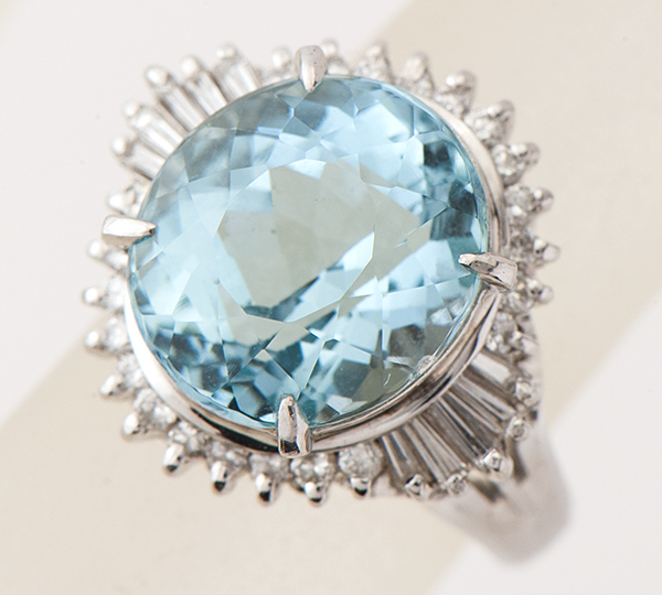 [写真]アクアマリン5.38ct ダイヤモンド計0.37ct プラチナ リング【買取相場】