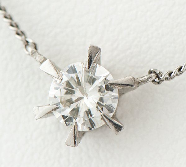 [写真]ダイヤモンド0.44ct プラチナ ネックレス【買取相場】