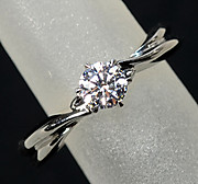 [写真]ダイヤモンド0.278ct プラチナ900 リング【買取相場】