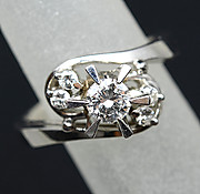 [写真]ダイヤモンド0.21ct メレダイヤモンド0.08ct プラチナ900 リング【買取相場】