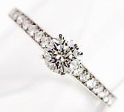 [写真]カルティエ MKコーフィル パヴェ ダイヤモンド0.38ct プラチナ リング 【買取相場】